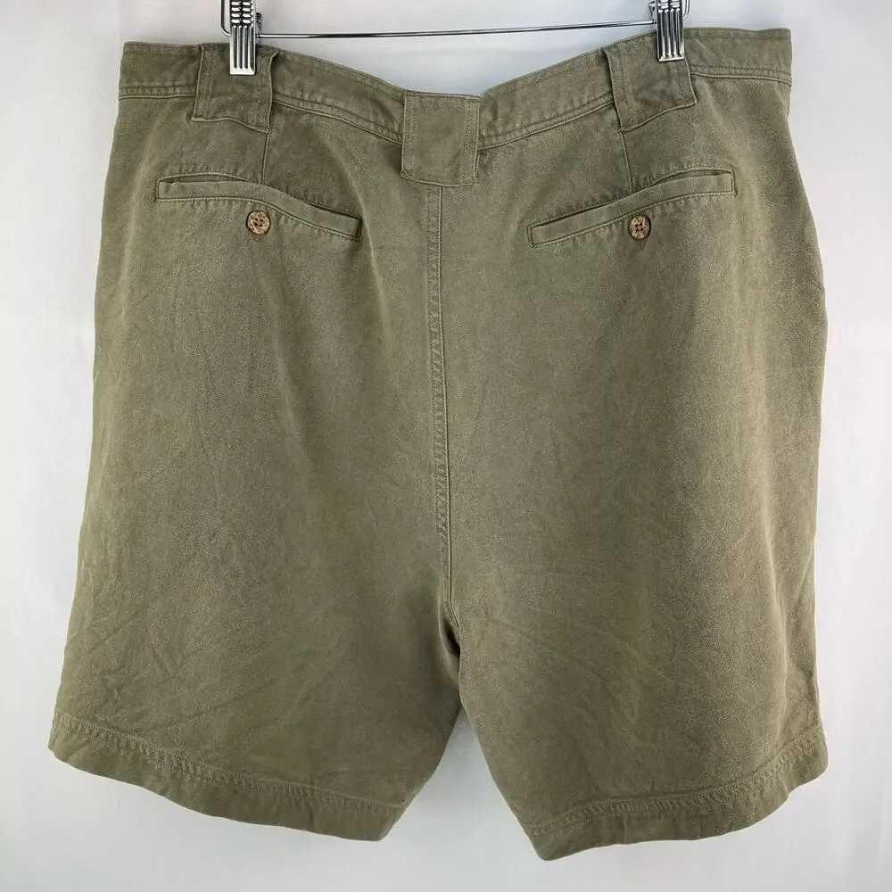 Tommy Bahama Relax 100% Silk Pleated Front Shorts Size 40